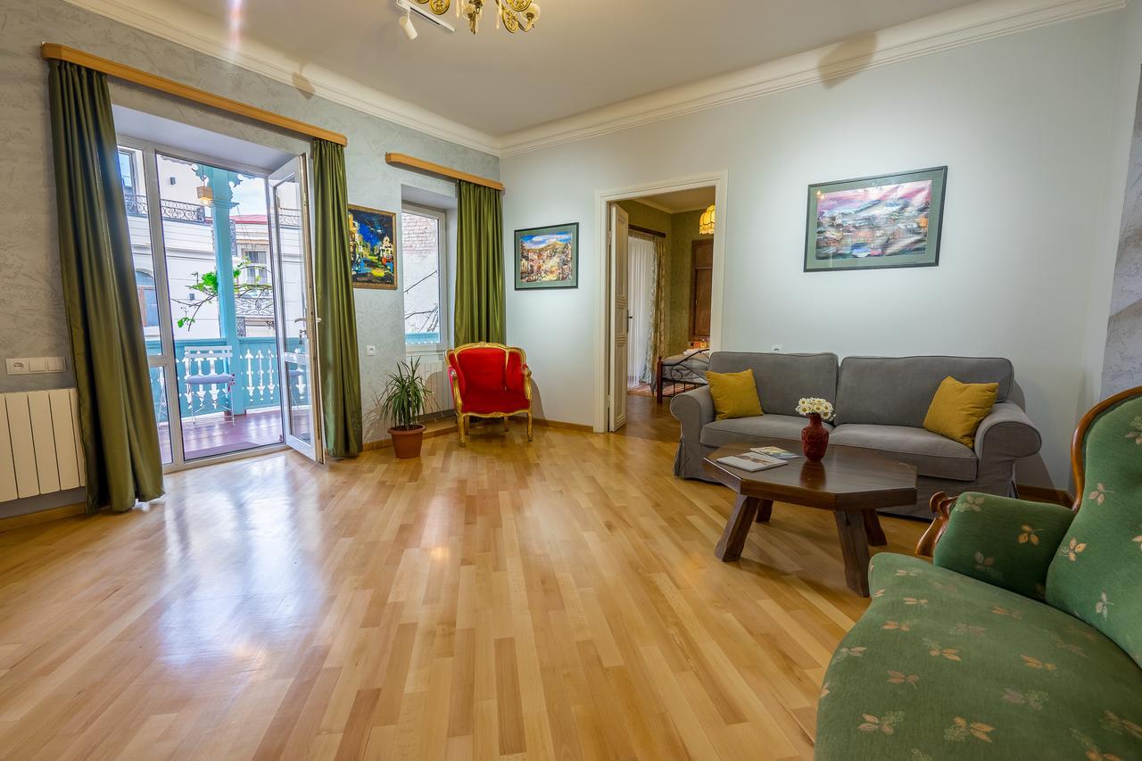 Gallery Apartment Tbilisi Exterior foto